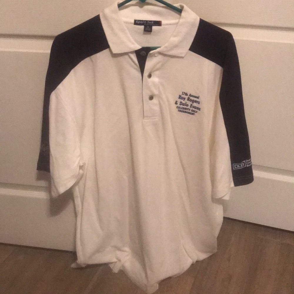 Men’s golf shirt